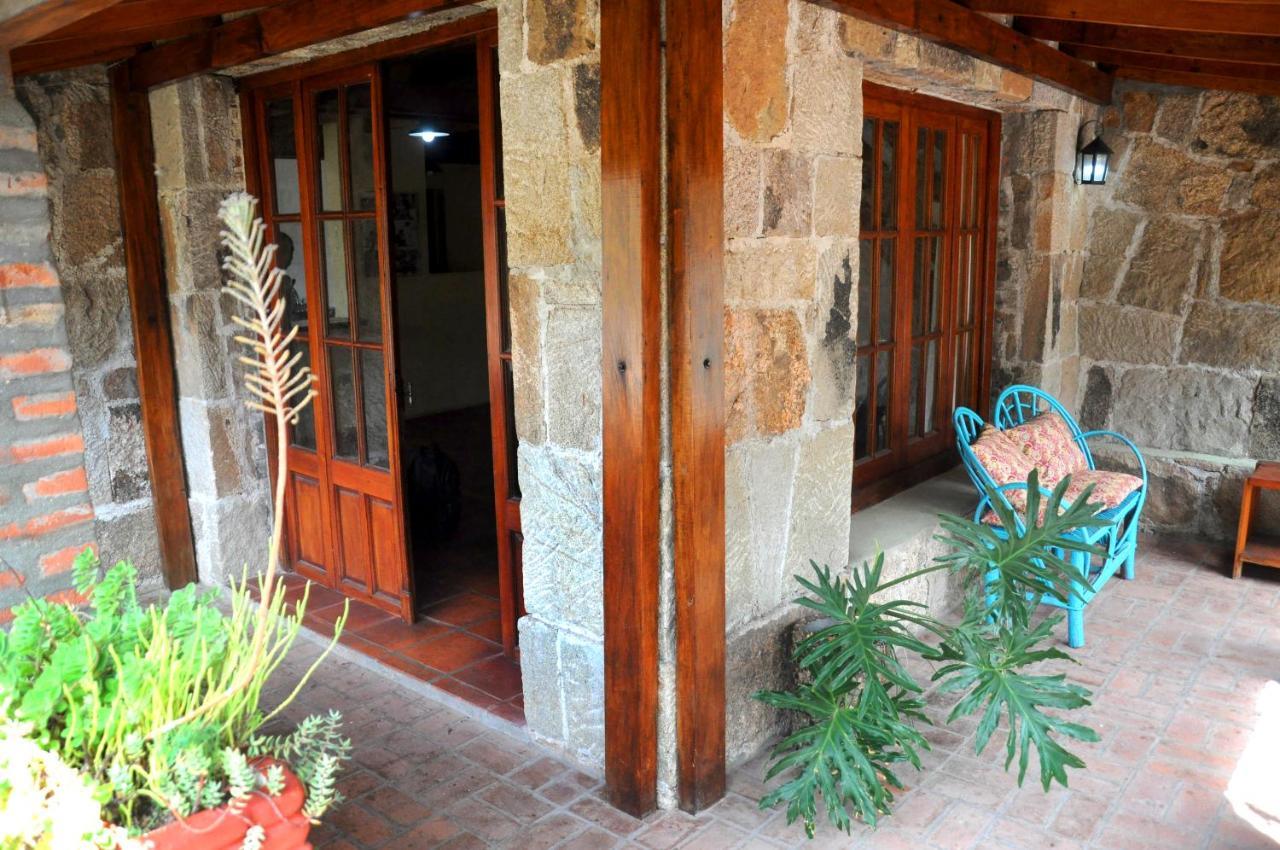 La Toma Complejo De Montana - Cabanas Y Habitaciones En Hosteria Mina Clavero Buitenkant foto