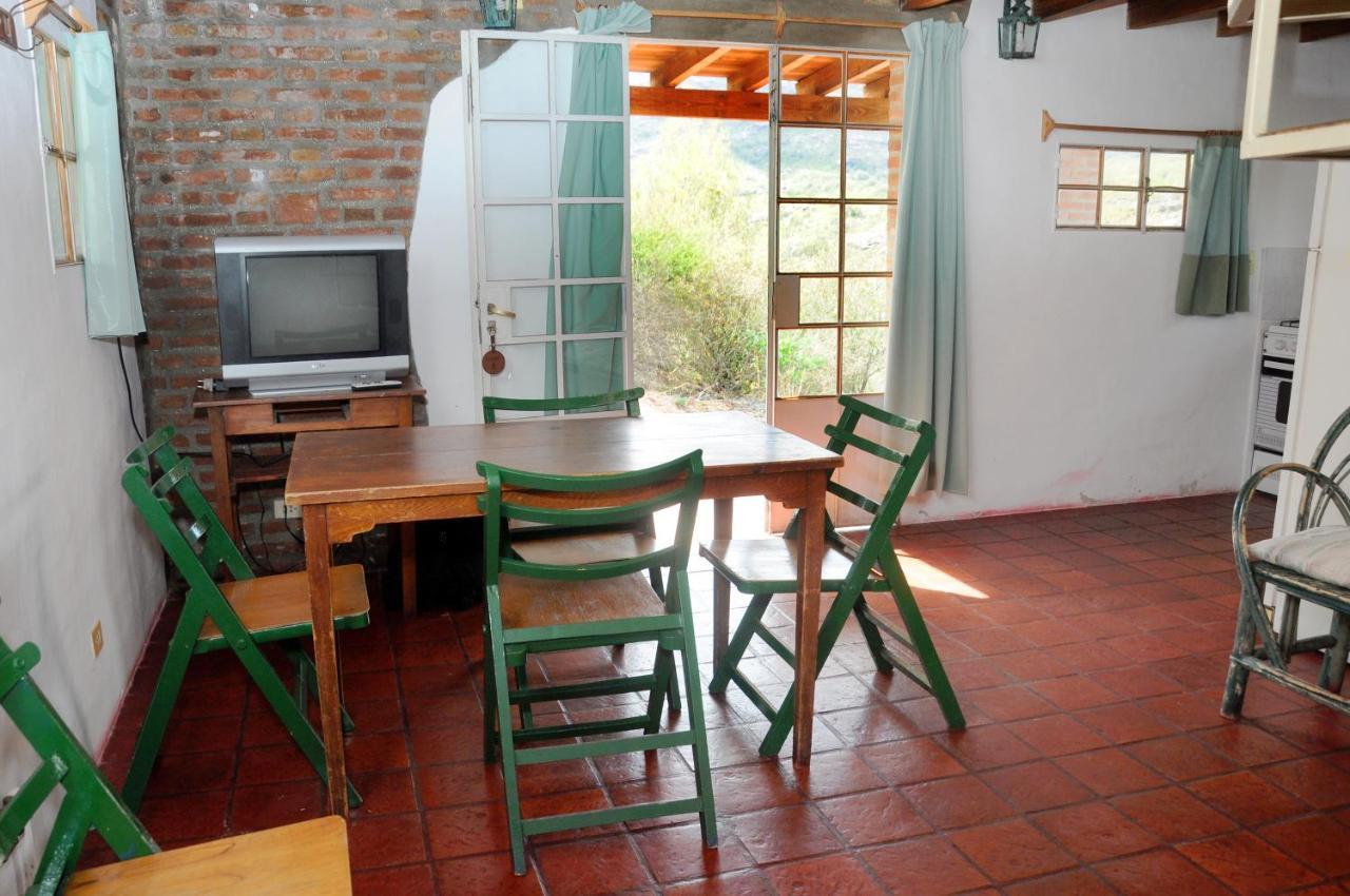 La Toma Complejo De Montana - Cabanas Y Habitaciones En Hosteria Mina Clavero Buitenkant foto