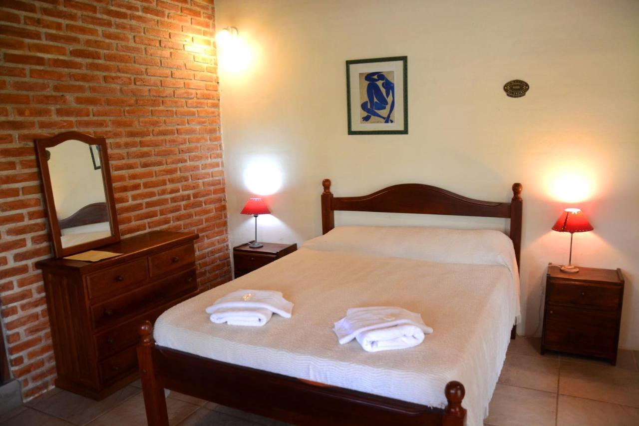 La Toma Complejo De Montana - Cabanas Y Habitaciones En Hosteria Mina Clavero Buitenkant foto