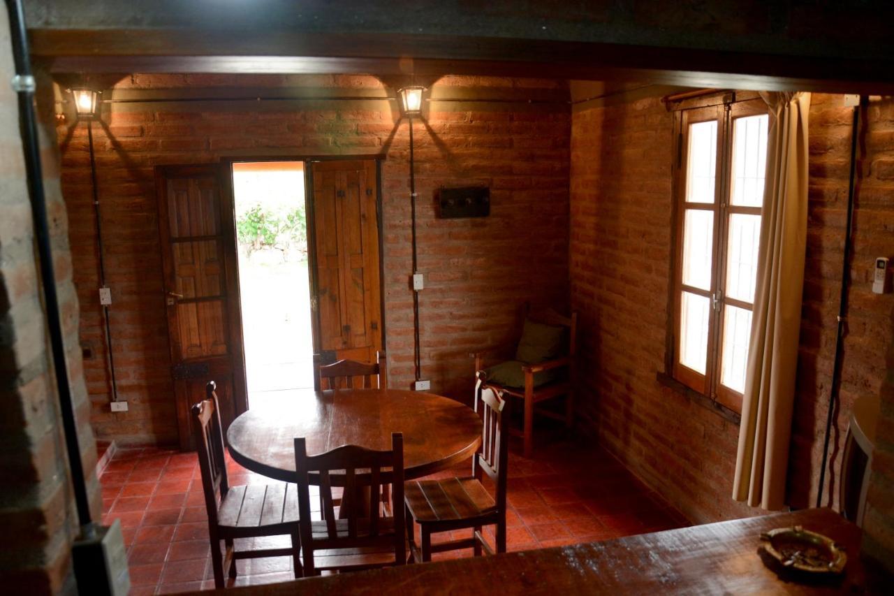 La Toma Complejo De Montana - Cabanas Y Habitaciones En Hosteria Mina Clavero Buitenkant foto