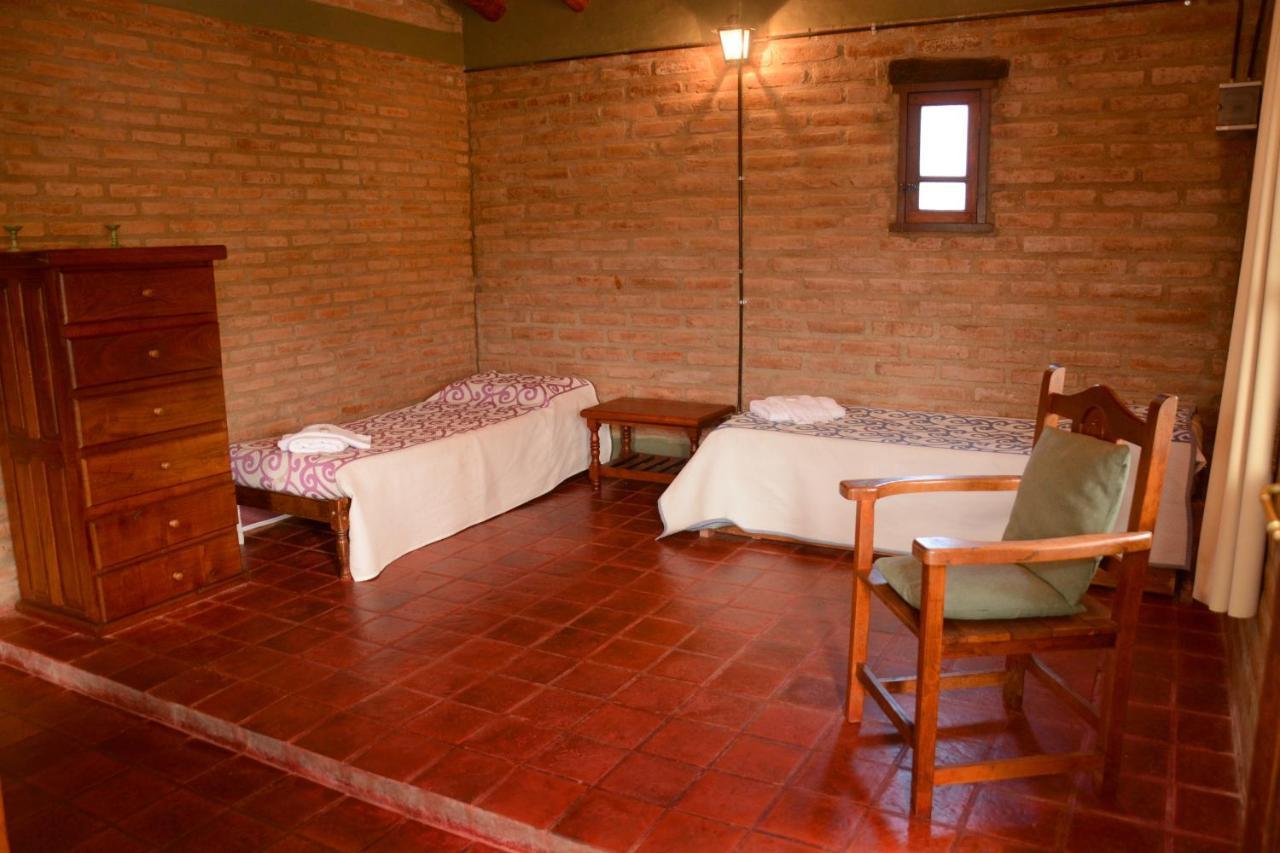 La Toma Complejo De Montana - Cabanas Y Habitaciones En Hosteria Mina Clavero Buitenkant foto
